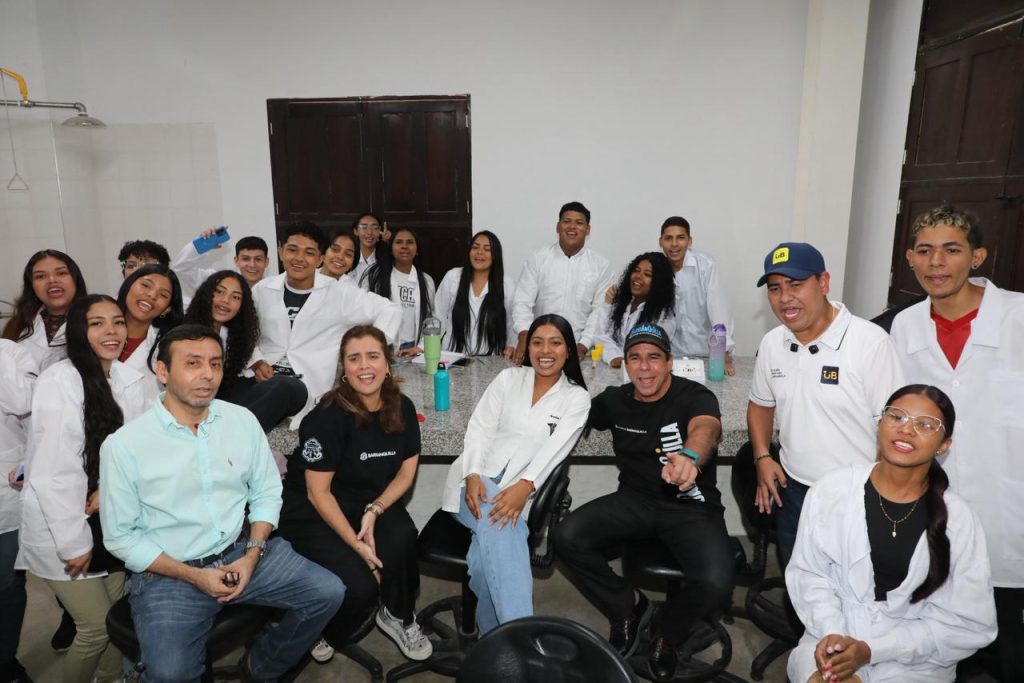 IUB amplía su oferta académica con Biotecnología y Licenciatura en Tecnología e Informática