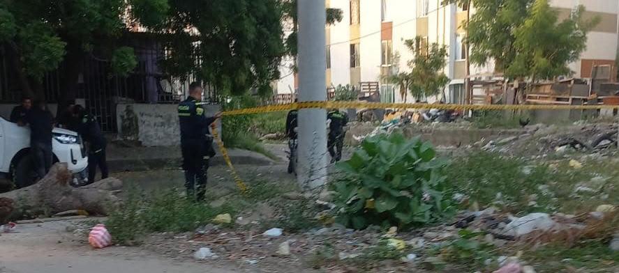 Habitante de calle muere tras ser arrollado por un taxi en la vía Oriental, en Malambo