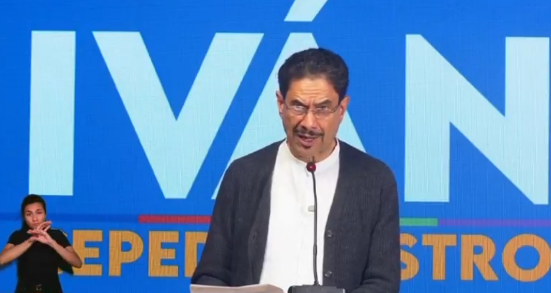 Iván Cepeda acusa a Abelardo De La Espriella de impulsar un “gobierno paramilitar” y pide vigilancia internacional
