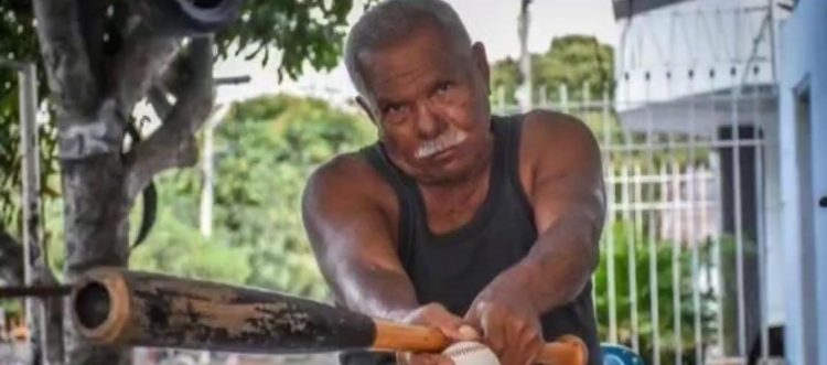 Murió Teófilo Gutiérrez Blanco, leyenda del béisbol del Atlántico y figura de los títulos nacionales de los años 60